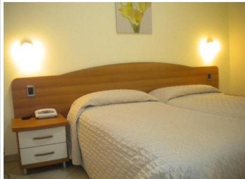 Hotel Ristorante Sbranetta Роццано Номер фото
