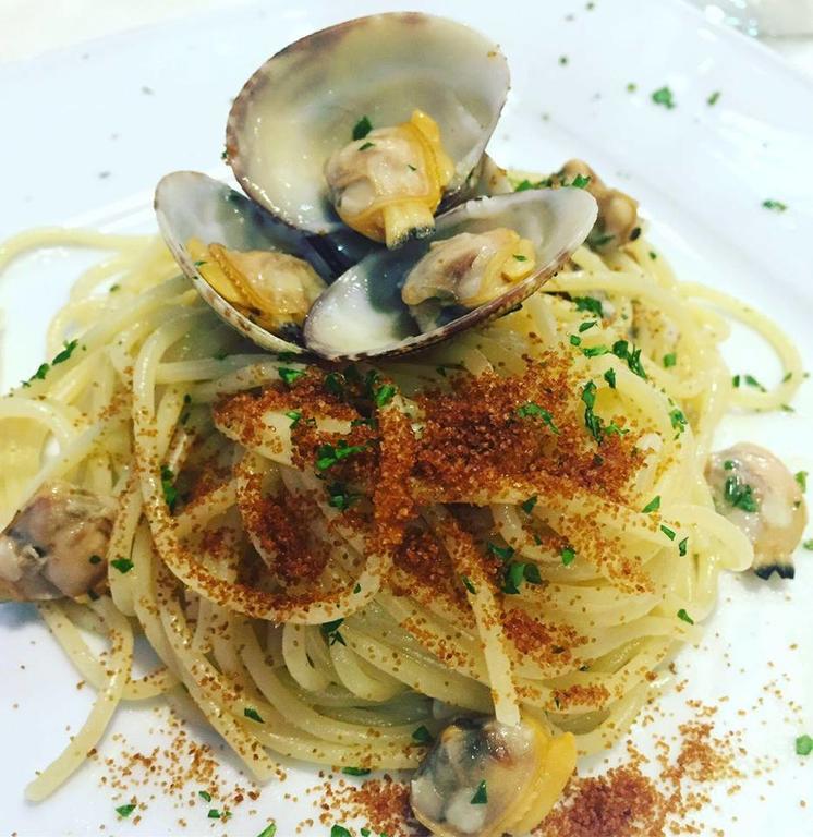 Hotel Ristorante Sbranetta Роццано Экстерьер фото